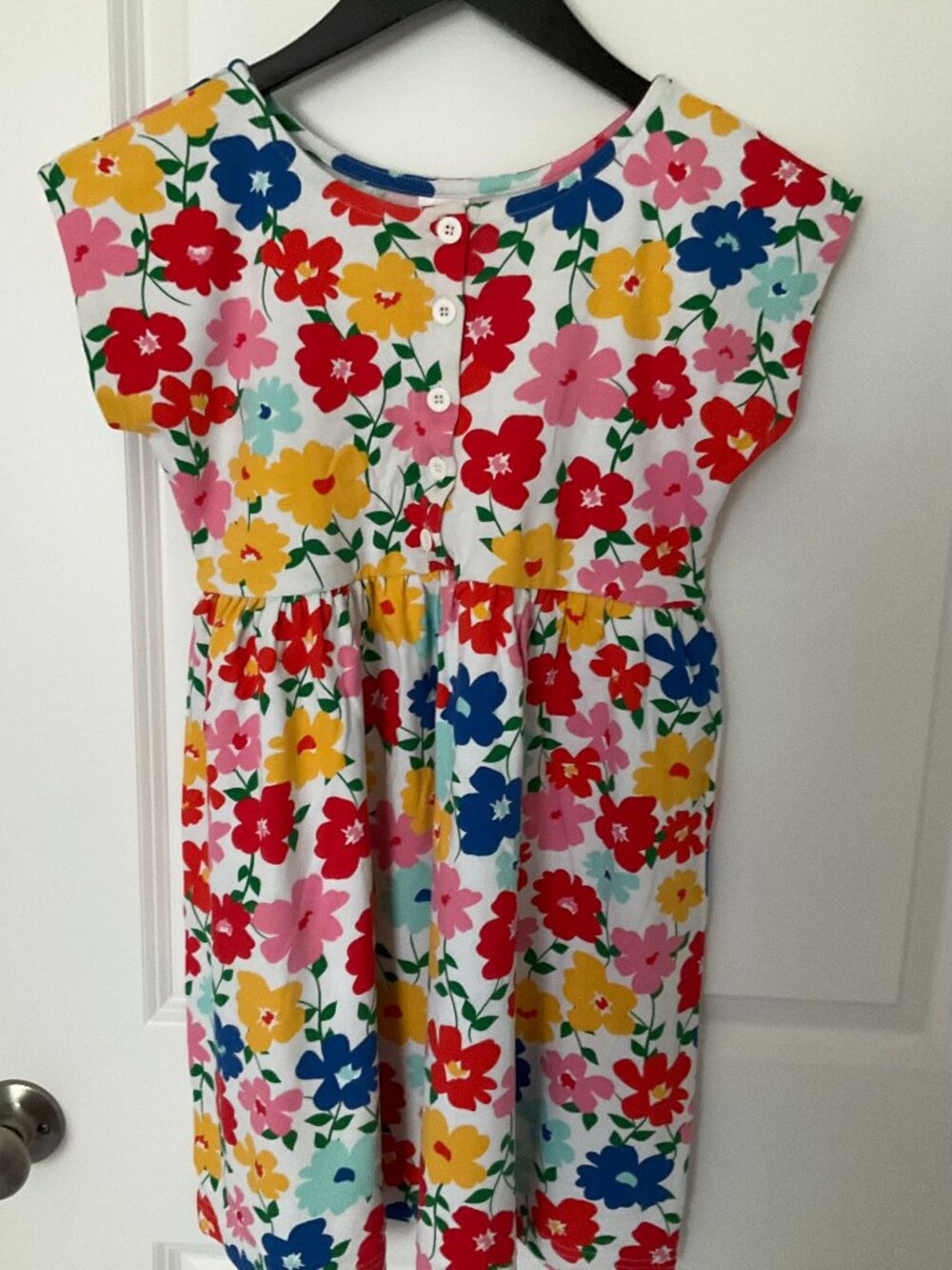 Hanna Andersson Playground Dress in Floral Print. Size  140 (US 10). White Multi